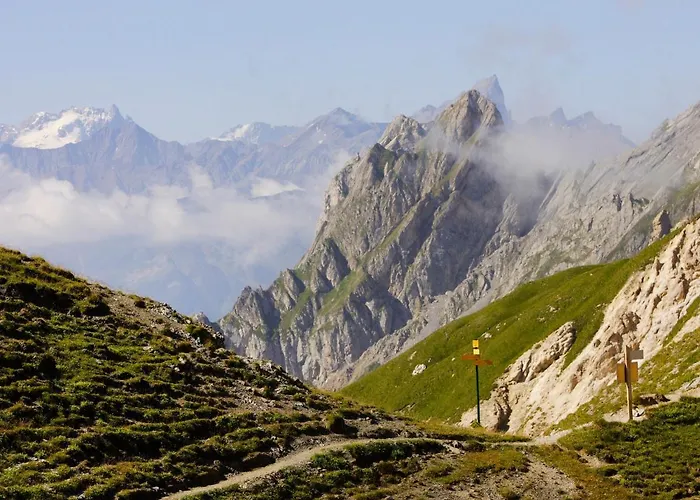 Daire Lauzieres 616 By Interhome